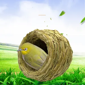 Environmentally Friendly and Durable Straw Breeding Nest Bird Cage
