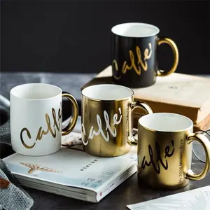Op Maat Gemaakte Gegalvaniseerde Geglazuurde Zwarte Porseleinen Water Koffie Thee Cup Goud Plating Keramische Mok Voor Cadeau