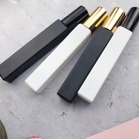 Flacon pulvérisateur de parfum vide en verre noir mat de 10 ml avec pompe, rechargeable, design carré pour sérigraphie