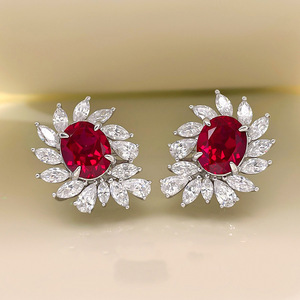 Orecchini a Perno Vintage a Forma di Goccia con Girasole per Donne, Accessori per Orecchie a Forma di Occhio Ovale per Uso Quotidiano - Product Image 1
