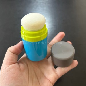 กระปุกแป้งฝุ่นทรงกลม 15 กรัม ยี่ห้อ ISMAN พร้อมพัฟ สำหรับใส่แป้งฝุ่นแบบพกพา ใช้ได้กับแป้งแต่งหน้า แป้งปิดริ้วรอย และแป้งปัดผม - Product Image 3