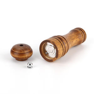 เครื่องบดพริกไทยและเกลือแบบมือหมุน ทำจากไม้สีดำ เป็นมิตรกับสิ่งแวดล้อม พร้อมโลโก้สั่งทำพิเศษ สำหรับใช้ในครัวและการเดินทาง - Product Image 3