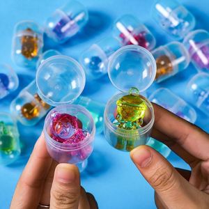 Jouets en plastique bon marché pour enfants en gros, capsules de 32*47 mm avec figurine animale en acrylique à l'intérieur pour distributeur automatique - Product Image 2