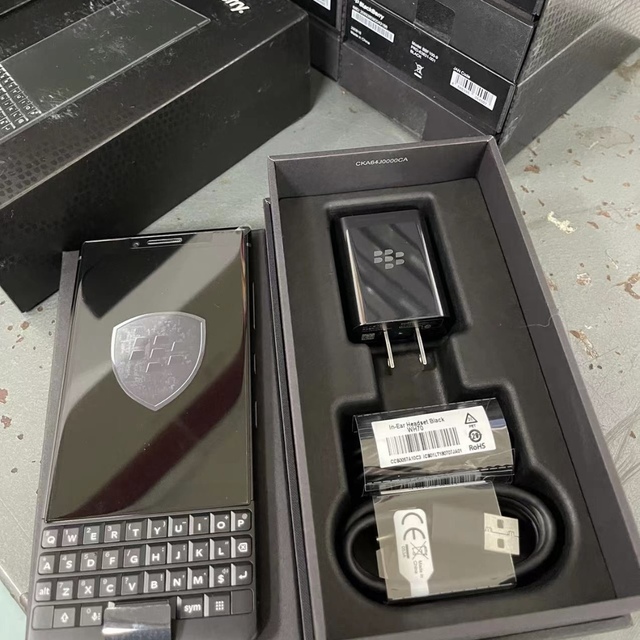Original BlackBerry KEY2 Brand Unlocked 5g Smartphone GSM Slider Full Keyboard Used Mobile Phones Cell Phone Android Smartphone