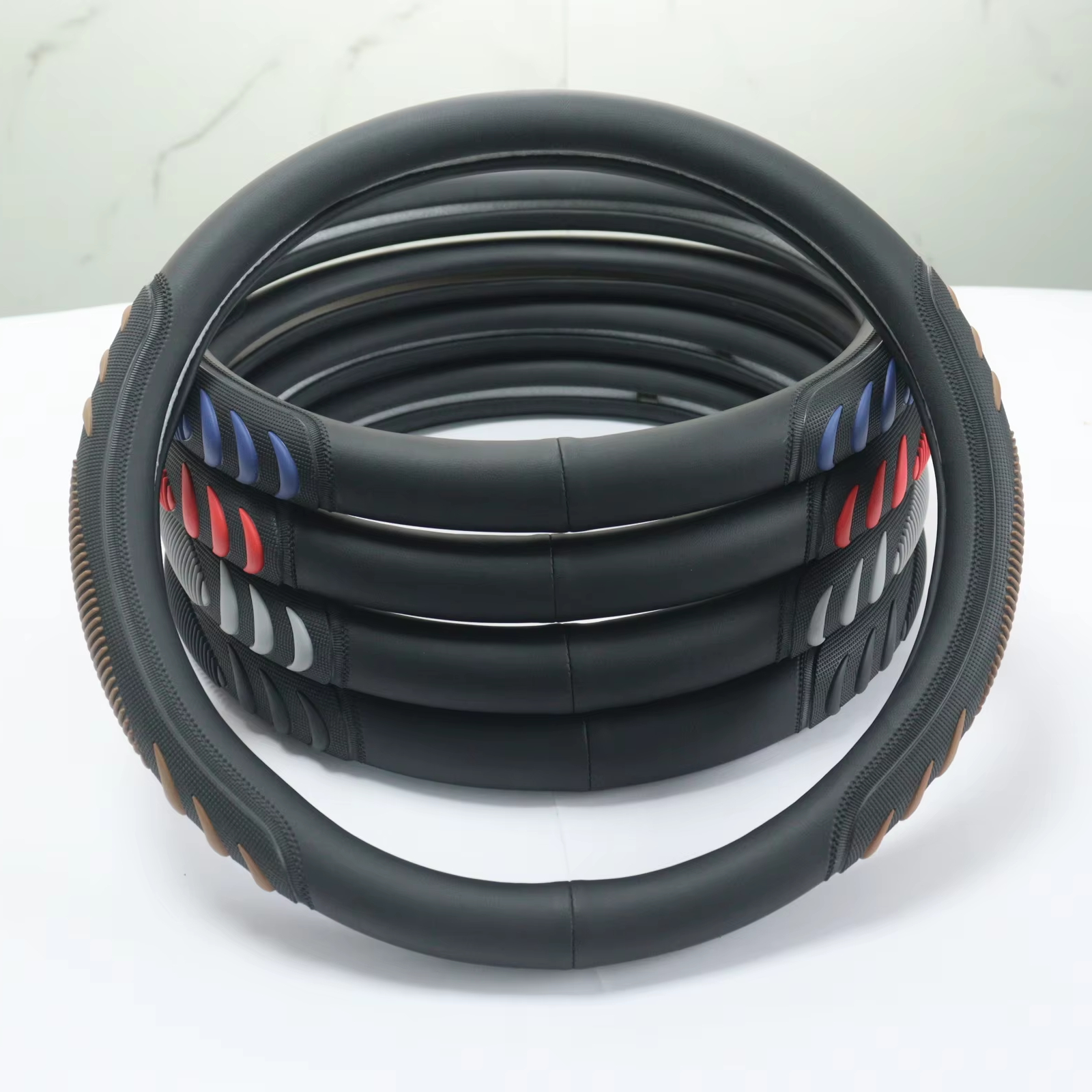 High Quality Anti-slip Breathable Universal Fit Steering Wheel Cover for Toyota Hiace - Protection D