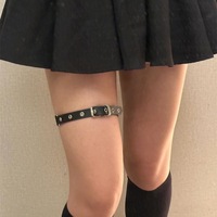 Nouvelle chaîne de jambe en cuir style punk sombre gothique lolita avec boucle à ardillon, chaîne de cuisse sexy, bracelet de jambe en kevlar pour jupes courtes pour femmes