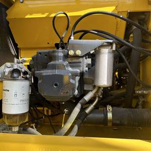รถขุดตีนตะขาบ Komatsu PC200-8 มือสองจากญี่ปุ่น น้ำหนัก 20 ตัน รถขุดขนาดกลาง ชั่วโมงการทำงานต่ำ ระบบไฮดรอลิกดี เหมาะสำหรับการส่งออก - Product Image 3