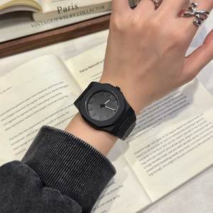 Bán Buôn Tùy Chỉnh Cổ Điển Quy Mô Người Đàn Ông Của Thạch Anh Xem Hợp Kim Nhựa Trường Hợp Với Kính Quay Số Cửa Sổ Hiển Thị Nhà Sản Xuất Cung Cấp Trực Tiếp - Product Image 4