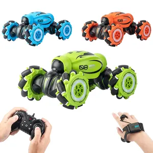 Hot Tiktok 2.4G telecomando Double Sided Twisting Stunt Toy mini Watch Controlled Hand Gesture Sensor RC Car con musica leggera