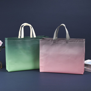 Sacs fourre-tout non tissés imprimés à l'écran, réutilisables, avec motifs sur le dessus et les côtés, pour le rangement de vêtements et de cadeaux - Product Image 3