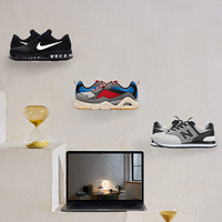 Étagère murale flottante en acrylique transparent personnalisée pour l'affichage de chaussures en magasin, vente en gros