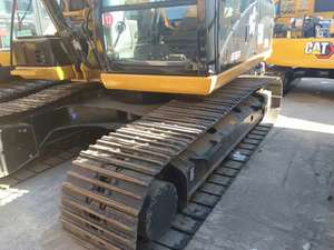 รถขุดมือสอง Caterpillar 320D2 ขนาด 36 ตัน ปี 2023 นำเข้าจากสหรัฐอเมริกา ความจุบุ้งกี๋ 1.2 เมตร กำลัง 82 กิโลวัตต์ ผ่านการทดสอบและตรวจสอบแล้ว - Product Image 6