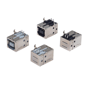 Connecteur USB 2.0 Type-A Femelle, Montage encastré à profil bas avec oreilles de fixation, Options de montage vertical traversant ou SMT complet, Isolant - Product Image 1