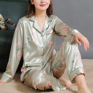 Robe de mariée kimono personnalisée pour <span class=keywords><strong>femme</strong></span>, longueur genou, manches trois quarts, motif floral, pyjama en satin pour filles, vêtements de nuit en soie thermiques - Product Image 5