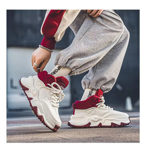 Venta al por mayor de fábrica: Nuevas zapatillas deportivas casuales de suela gruesa para hombre, estilo transpirable y robusto para caminar, colección verano 2026 - Product Image 3