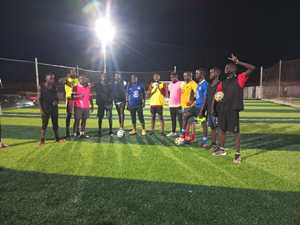 Cỏ nhân tạo cỏ đỏ cho sân bóng đá và bóng chày cho sân bóng đá - Product Image 3