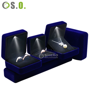 Green Red <b>Black</b> Wholesale New Arrival Velvet Jewelry <b>Box</b> Ring Earrings Pendant Necklace <b>Box</b> Jewelry Packaging - Product Image 3