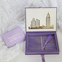 Invitations modernes en acrylique transparent avec dorure à chaud, boîte d'invitation de mariage luxueuse en velours violet clair avec ruban