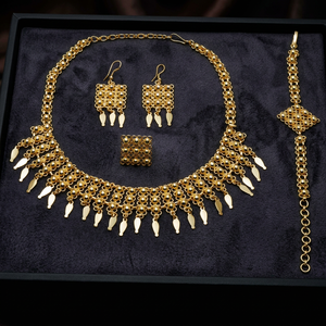 Wholesale Brass 14K18K24K Micron Gold Plated Forming Short Necklaces Fashion Jewelry Indo Western Design Jewelry Set Oro Joyeria - Product Image 1