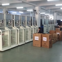 Machines à distributeur de cosmétiques de cils, Logo personnalisé, attrayant, pour faux cils, rouges à lèvres, boîte mystère, vente souvenir, 1 pièce