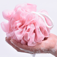 Éponge de bain exfoliante en maille 40G, boule de douche nettoyante, accessoire de bain pour femmes et hommes – Meilleure vente