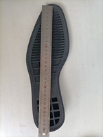 Semelle en caoutchouc antidérapante pour la fabrication de chaussures en cuir