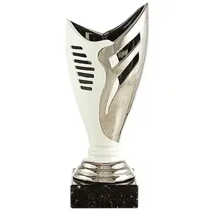 Coppa Sportiva in Ceramica Argento e Bianca con Base in Marmo Nero - Product Image 1