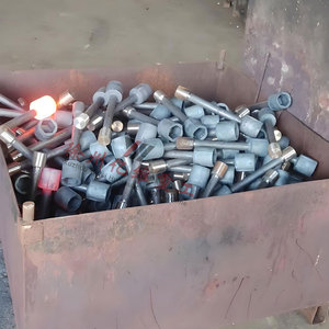 Machine de forgeage <span class=keywords><strong>horizontale</strong></span> hydraulique à économie d'énergie <span class=keywords><strong>Presse</strong></span> automatique pour pièces forgées localement renversées avec récipient à pression centrale - Product Image 4