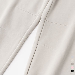 Pantalones de chándal de gran tamaño con logotipo personalizado de alta calidad de pierna ancha holgados para hombres de talla grande - Product Image 1