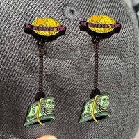 Pin de Béisbol Personalizado de Esmalte Brillante Suave y Duro con Cadena, Diseño de Dibujos Animados Anime ICE MONEY GOAT the World Is Yours