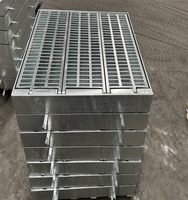 Couvercle de trou d'homme de drainage en acier galvanisé pour véhicules à usage intensif et grille de route avec charnière ouverte pour couvercle de vidange