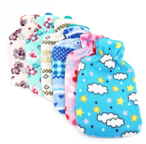 <span class=keywords><strong>Bouillotte</strong></span> en caoutchouc 2000ml pour réchauffer longtemps en toute sécurité avec une belle couverture multiforme en <span class=keywords><strong>polaire</strong></span> - Product Image 2