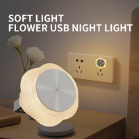 Nueva Luz Ambiental para Auto Z6 con Diseño de Flor, Lámpara LED Mini Portátil USB, Accesorios Interiores Inalámbricos Plug and Play