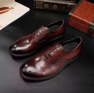 Zapatos de Vestir para Hombre de Cuero Genuino con Punta Cerrada y Diseño Floral, Antideslizantes, Transpirables, Ligeros, con Cierre Deslizante e Impermeables - Product Image 1