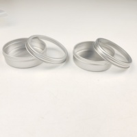 Mini 10ml en aluminium fer blanc conteneur Logo personnalisé 32*18mm petit pot en aluminium pour ongles paillettes brillant à lèvres bonbons bougie emballage