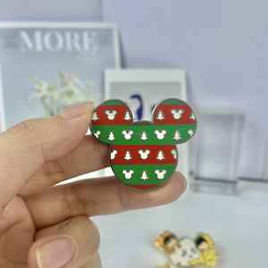 VastGifts Factory Direct Metal Pins Divers Anime Stock Y compris Demon Slayer One Piece Hunter X Hunter Studio Iron Soft Enamel - Product Image 5