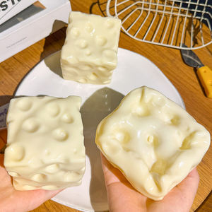 ของเล่นบีบยืดหยุ่นรูปชีสใสขนาดใหญ่ยักษ์ ASMR วาสลีน ฟิลลิ่ง ทรานส์เพอร์แคนท์ จัมโบ้ สนุก ไม่ฟู ไม่ยืด ของเล่นบีบยืดหยุ่นสำหรับงานปาร์ตี้ - Product Image 1