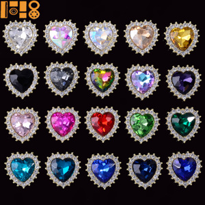 Pendentifs en strass cristal multicolores en forme de cœur avec griffes pour la décoration artisanale DIY pour la confection de vêtements, boucles d'oreilles et colliers - Product Image 1