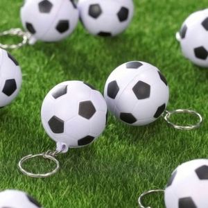 Porte-clés ballon de football anti-stress, porte-clés sportif - Product Image 4