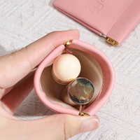 Mini étui écologique pour lunettes de soleil rouge à lèvres sac de rangement pour écouteurs cosmétiques emballage de bijoux de luxe mini pochette étanche en cuir Pu