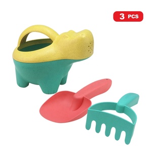 Ensemble de jouets de sable de plage pour enfants avec pelle Kit <span class=keywords><strong>d</strong></span>'outils arrosoir et accessoires amusants pour les <span class=keywords><strong>jeux</strong></span> de plein air Kit de jeu de plage <span class=keywords><strong>d</strong></span>'été parfait - Product Image 3