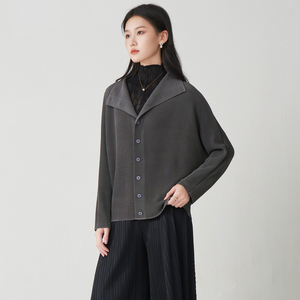 Cardigan Elegante da Donna Ultimo <span class=keywords><strong>Design</strong></span> 2026, Giacca Casual Autunnale con <span class=keywords><strong>Design</strong></span> Raffinato, Camicia Plissettata - Produzione di Fabbrica - Product Image 4