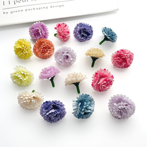 Têtes de fleurs d'œillets artificielles de 3,5 cm de diamètre pour accessoires de photographie de mariage et décorations d'intérieur - Product Image 1
