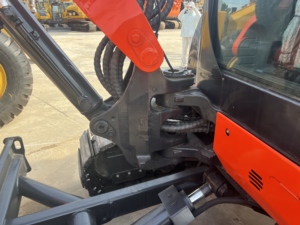 Used Original Japan Kubota U55-4 Mini Crawler Excavator 5.5Ton Small Digger Low Hours Fuel Saving Hydraulic System. - Product Image 5