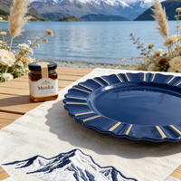 Assiette de présentation classique en plastique PP, écologique, bleu marine, 13 pouces, motif végétal pigmenté, faite à la main, bordure ondulée dorée