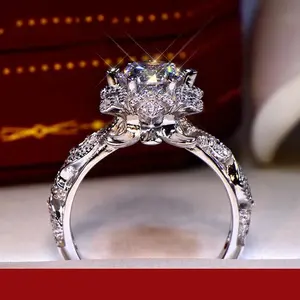 Anillo de compromiso para mujer, sortija de boda con diamantes de imitación brillantes
