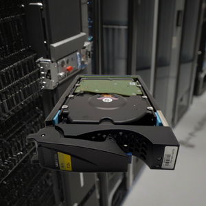 Đĩa cứng D4-VS07-6000 thống nhất 6TB nlsas 15x3.5 ổ đĩa 005053123 cho sự thống nhất 380 480 680 880 - Product Image 4