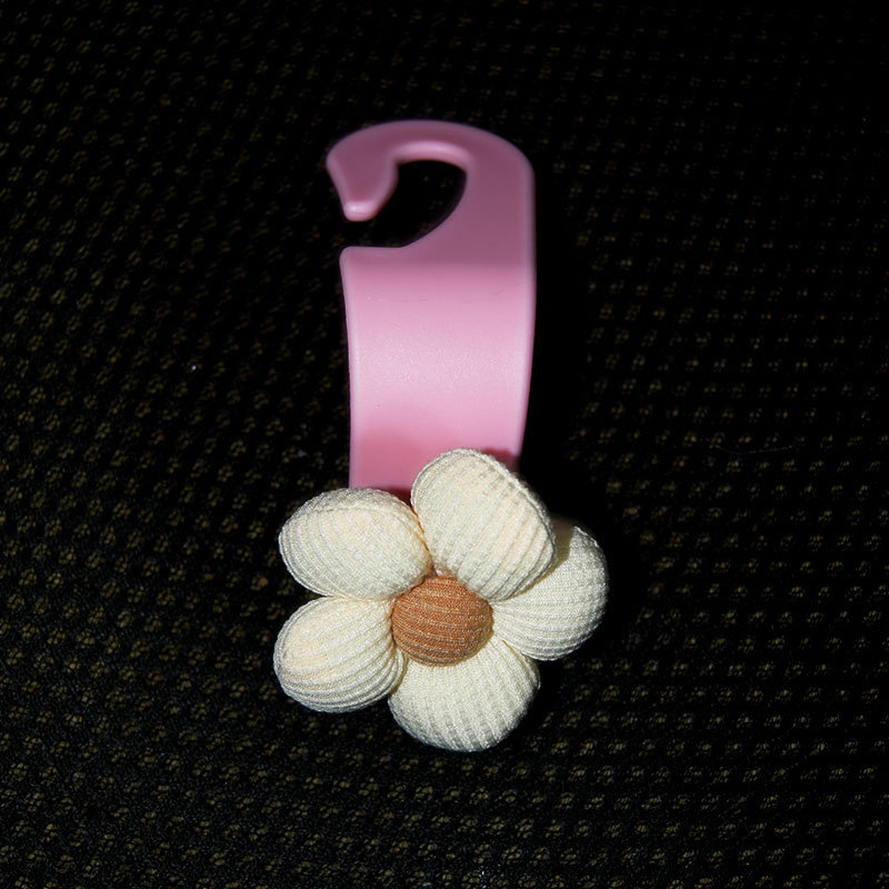 Beige flower [pink hook]