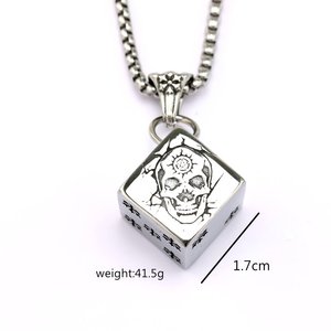 Pendentif en acier inoxydable asymétrique géométrique en forme de crâne et de dés, style gothique punk, bijou unisexe, cadeau pour assortir aux vêtements - Product Image 5