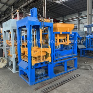 Endüstriyel otomatik çimento beton içi boş blok tuğla makinesi QT4-15 - Product Image 4